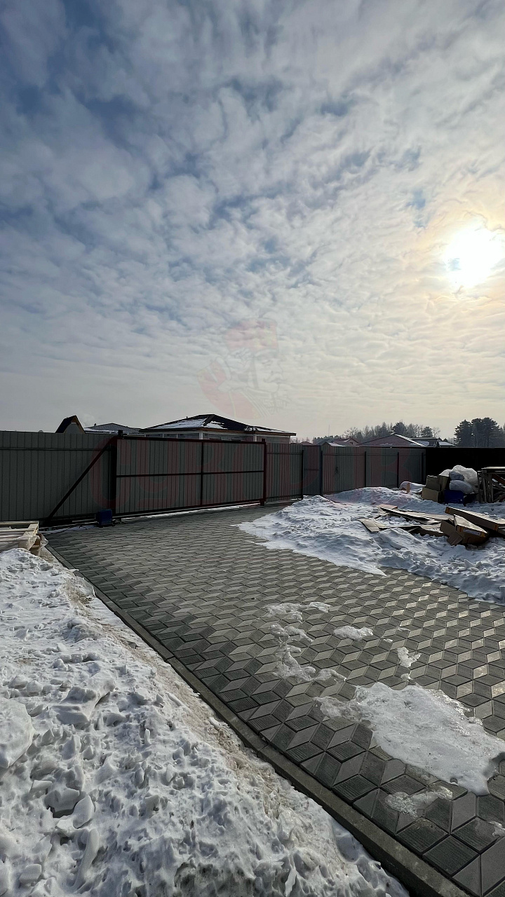 Дом/Коттедж | 4-комнатный | 195 м.кв. | 20500000.00 руб.