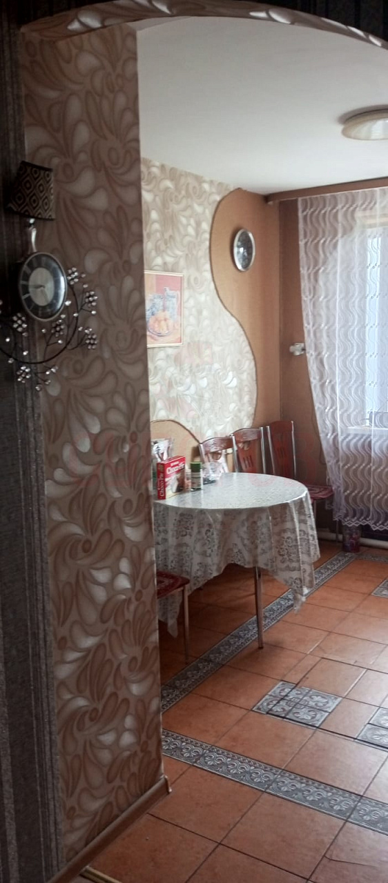 Дом/Коттедж | -комнатный | 200 м.кв. | 15000000.00 руб.