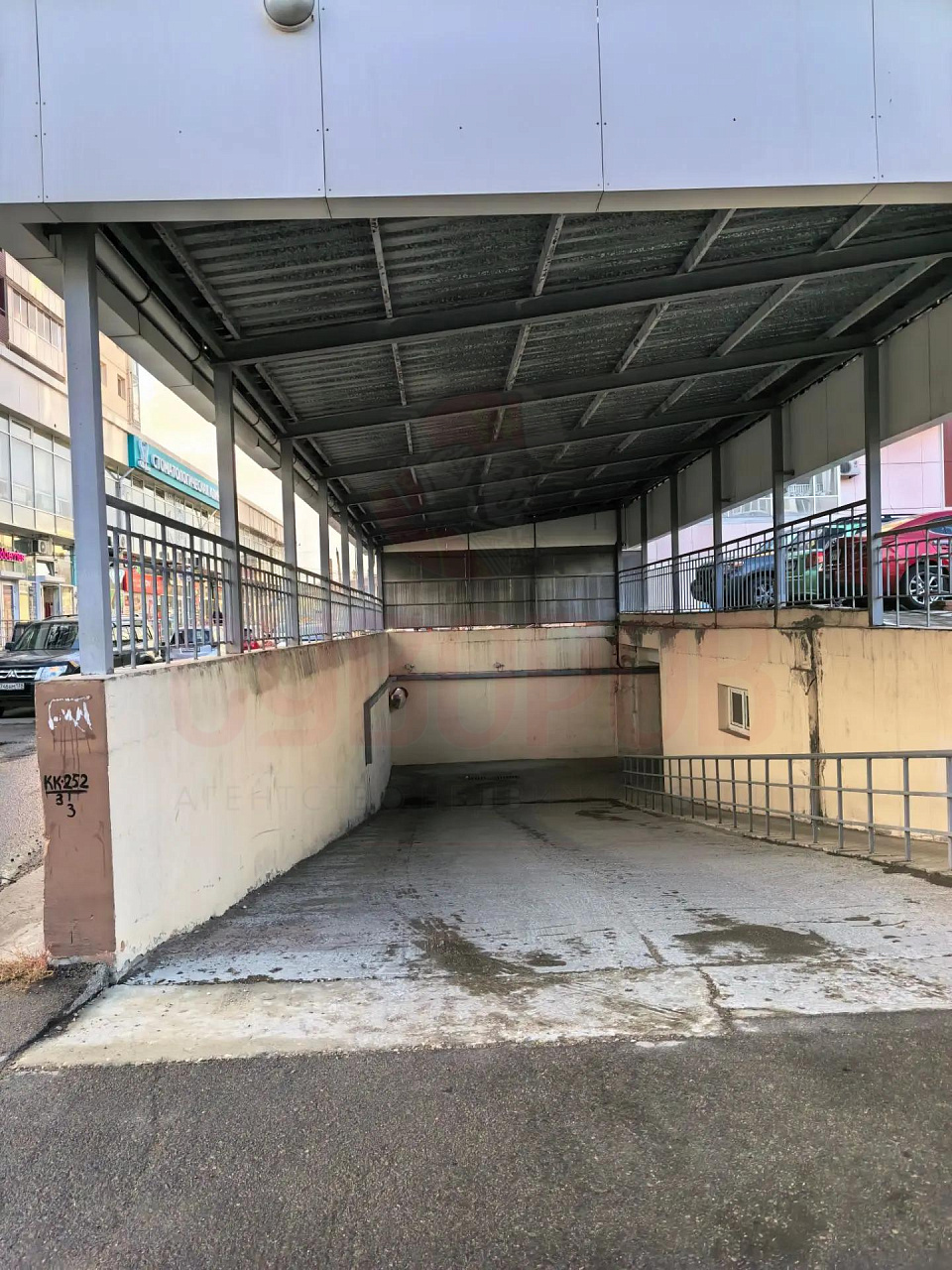 Гаражи и машиноместа | 20 м.кв. | 3000000 руб.