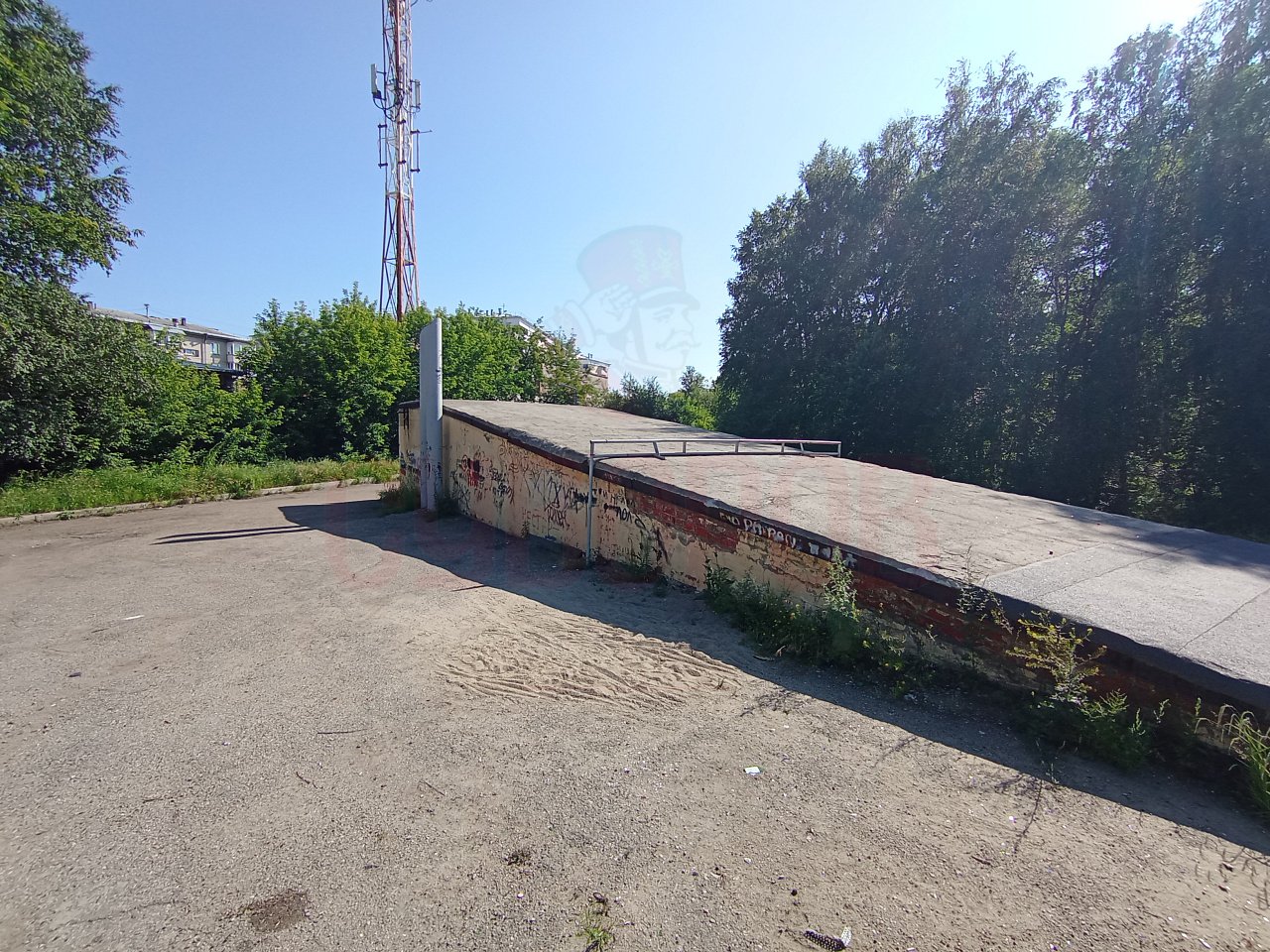 Гаражи и машиноместа |  м.кв. | 2000000 руб.