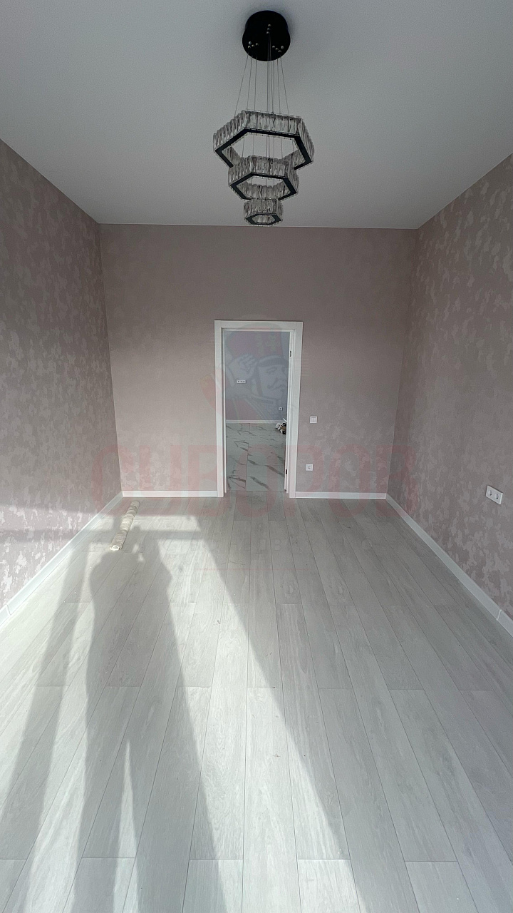 Дом/Коттедж | 4-комнатный | 195 м.кв. | 20500000.00 руб.