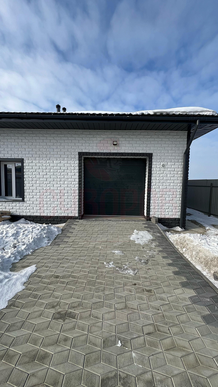 Дом/Коттедж | 4-комнатный | 195 м.кв. | 20500000.00 руб.