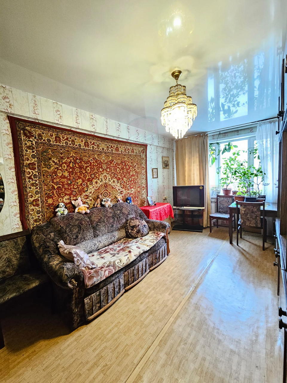 Квартира | 4-комнатная | 74.8 м.кв. | 5700000.00 руб.